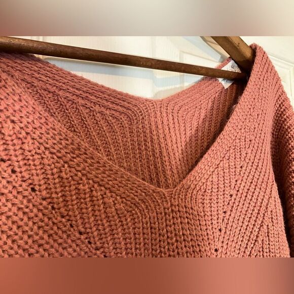 Proof Apparel, cropped sweater, cableknit, dark peach, excellent condition, med - Picture 2 of 3